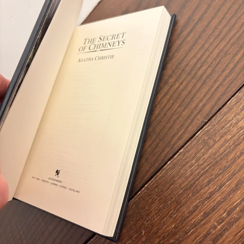 Agatha Christie Secret of Chimneys 1987 HC Faux Leather Mystery‎ Bantam